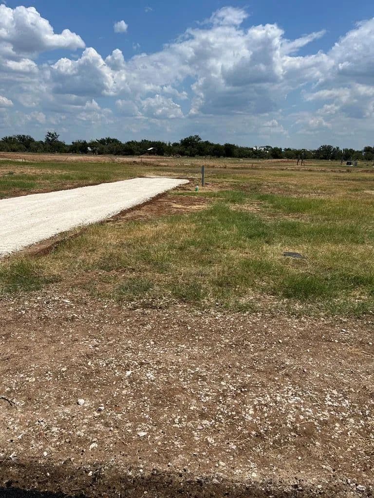 Property from 193 Arch Ray Lp #193 - KW