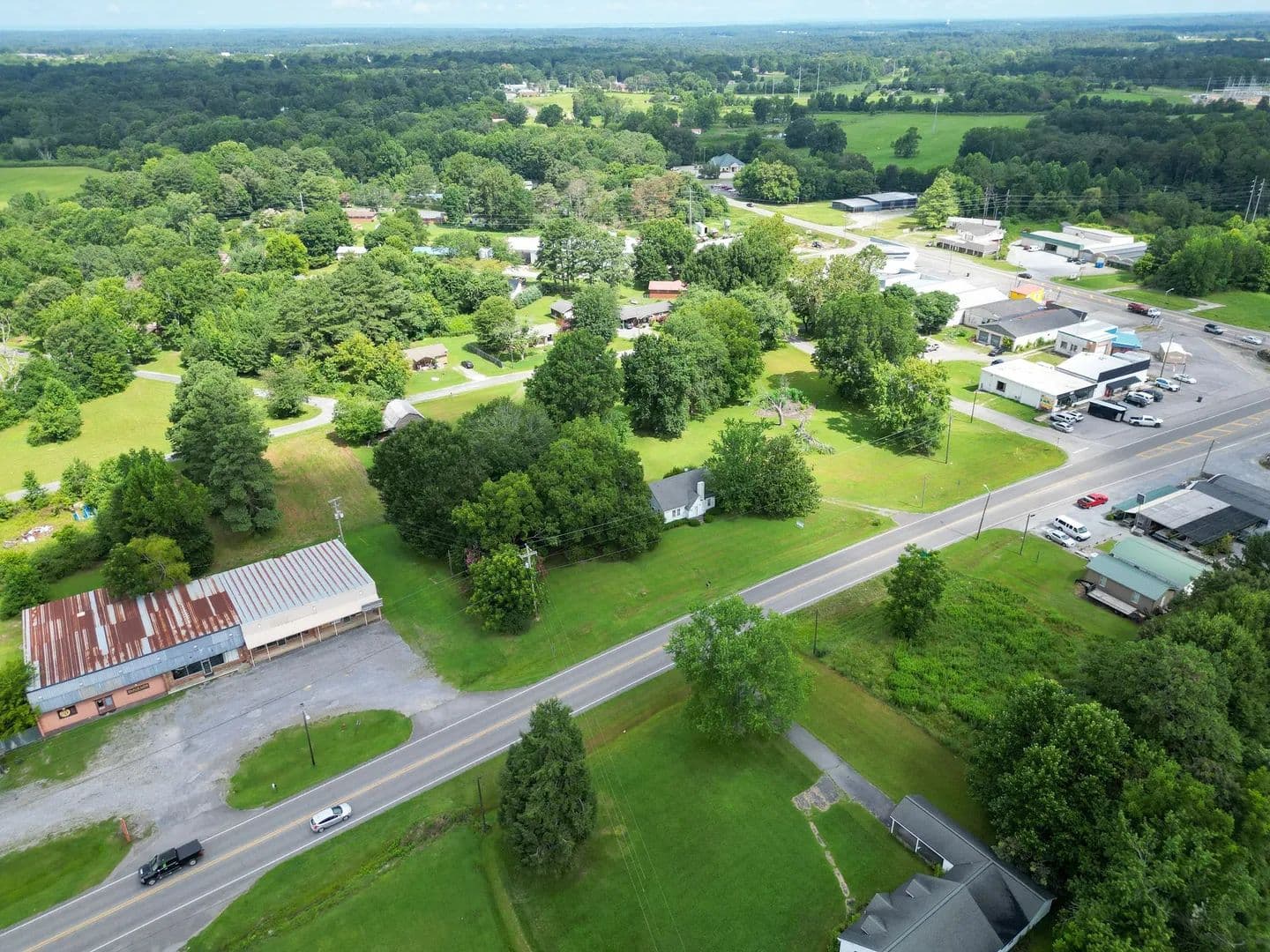 0.95+/- Acre Commercial Property- Excellent Development Opportunity - Henagar, Alabama, 35978