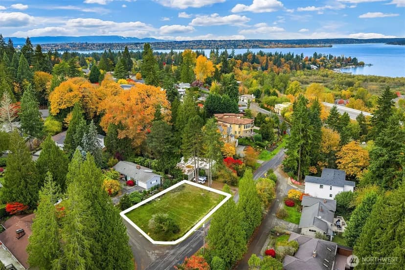 Vacant Land in Bellevue