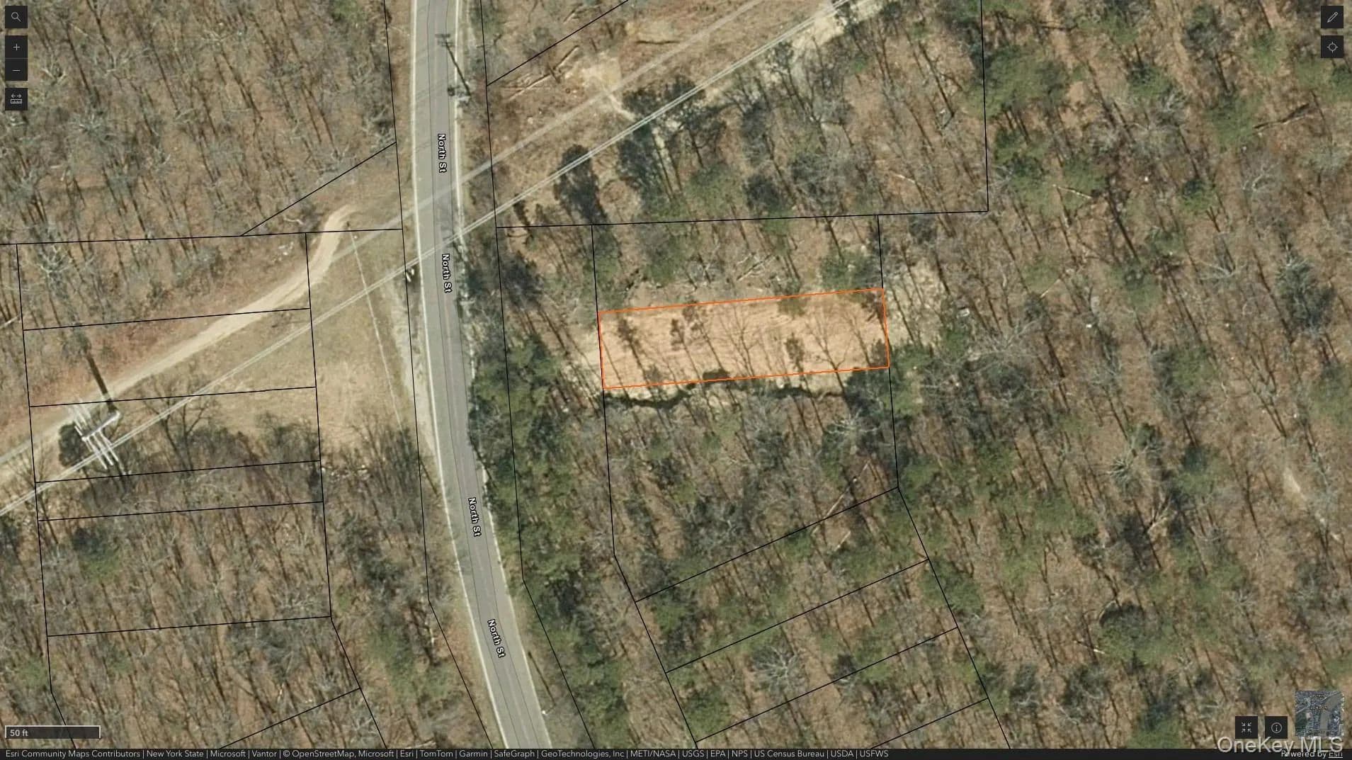 Lots & Land-Other in Manorville - Manorville, New York, 11949