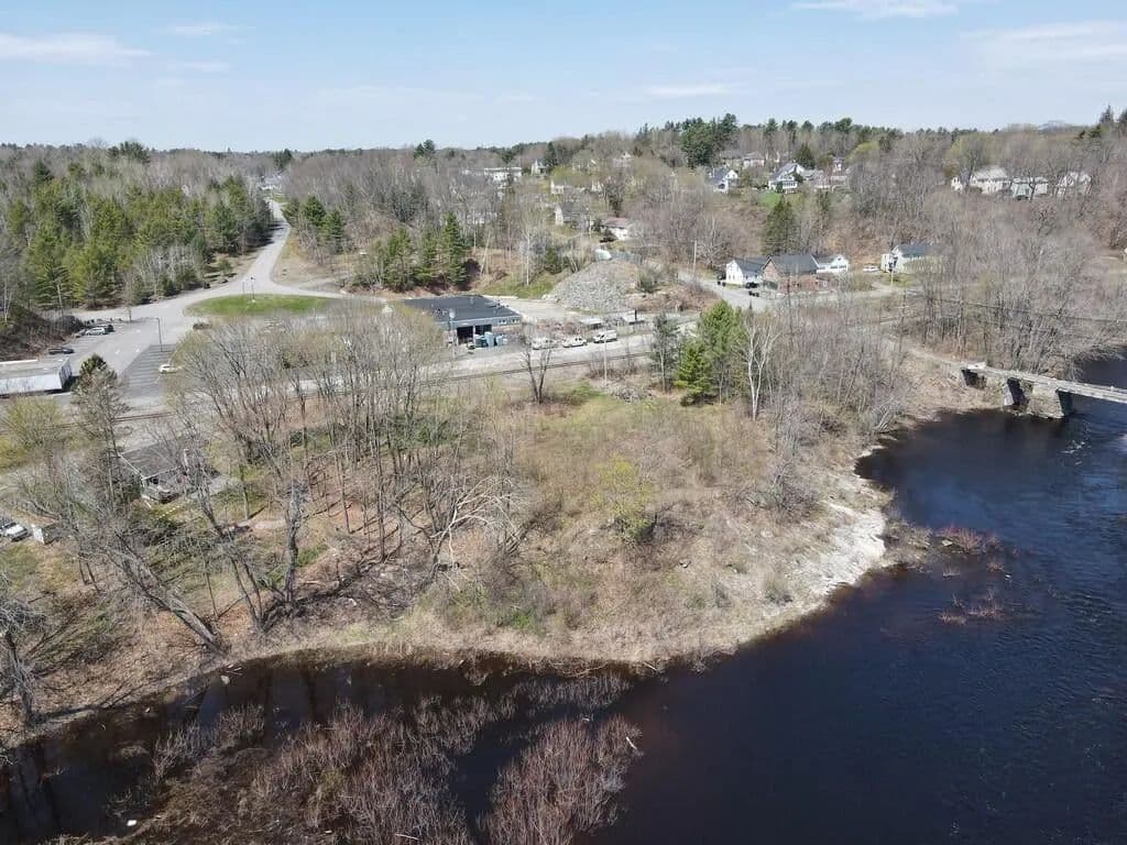 Lots & Land-Other in Orono - Orono, Maine, 04473