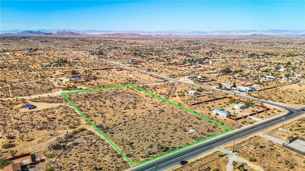 Lots & Land-Other in Yucca Valley - Yucca Valley, California, 92252