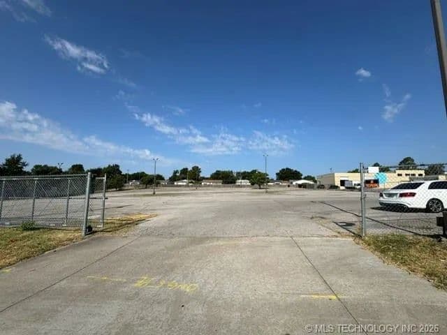 Lots & Land-Other in Tulsa - Tulsa, Oklahoma, 74112