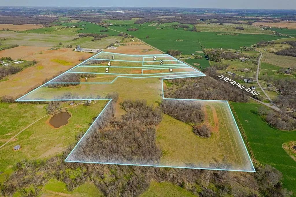 Land -Single Family Acreage in Clarksville - Clarksville, Tennessee, 37043