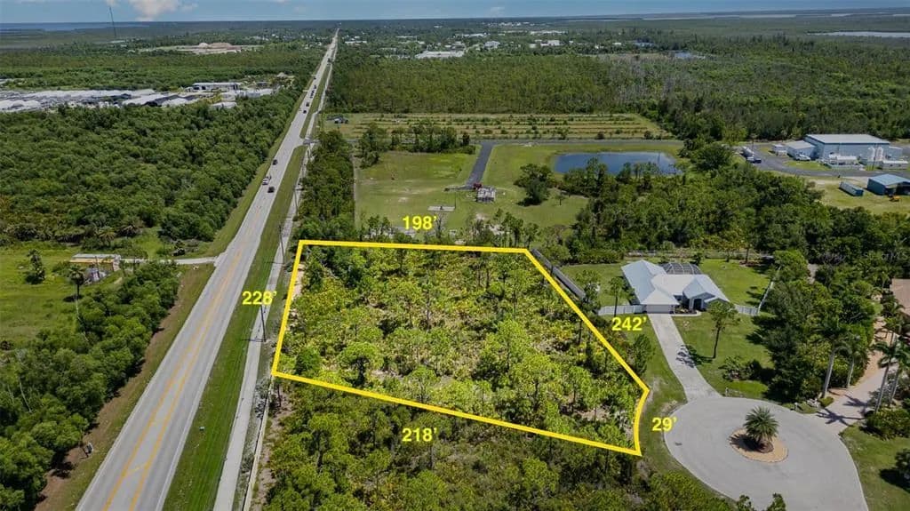 Vacant Land in St James City - Florida, 33956