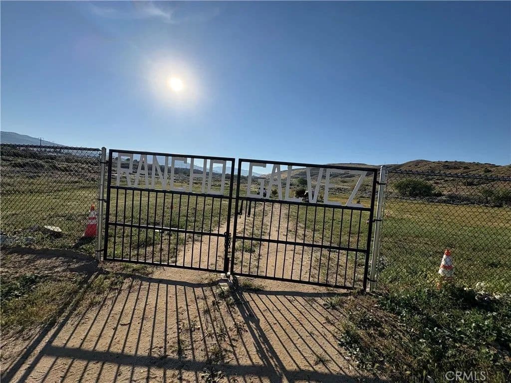 Vacant Land in Palmdale - Palmdale, California, 93550