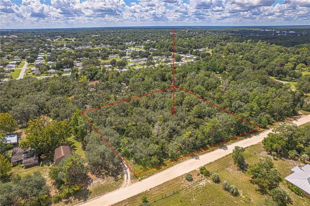Vacant Land in Orange City - Orange City, Florida, 32763