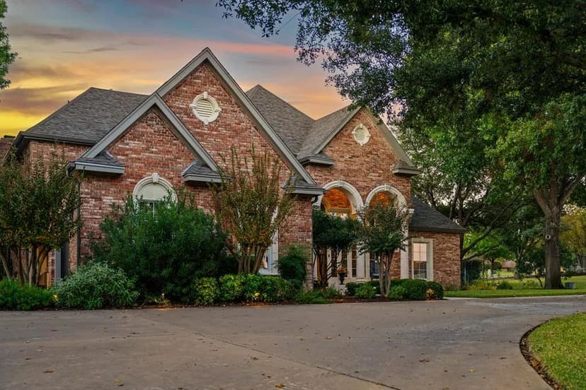 2409 W Commerce Street San Saba, TX 76877