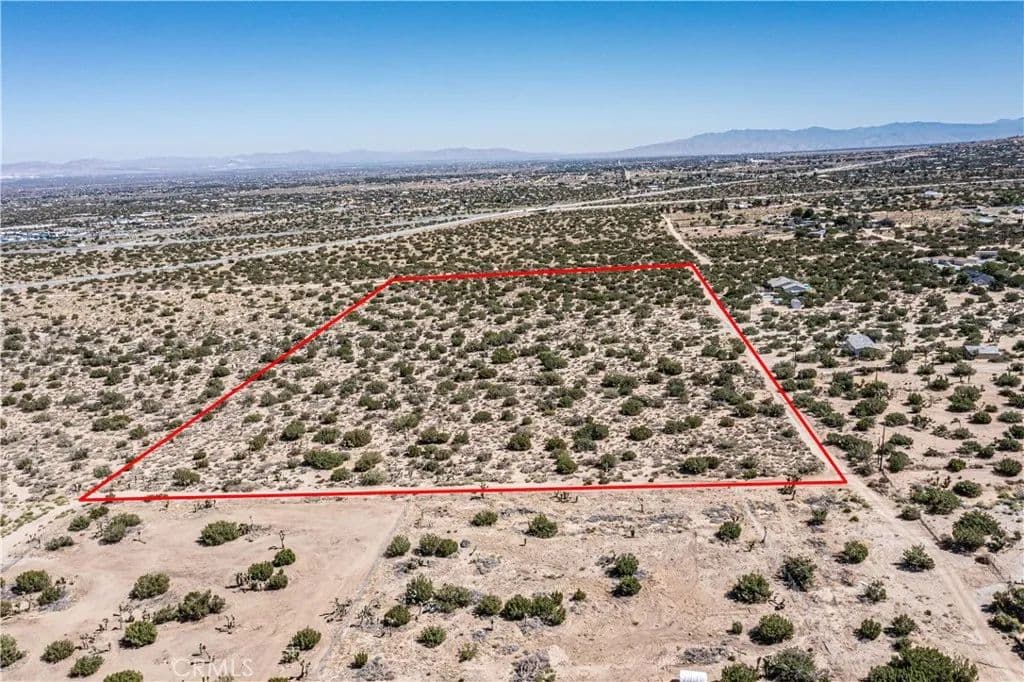 Vacant Land in Pinon Hills - Pinon Hills, California, 92372