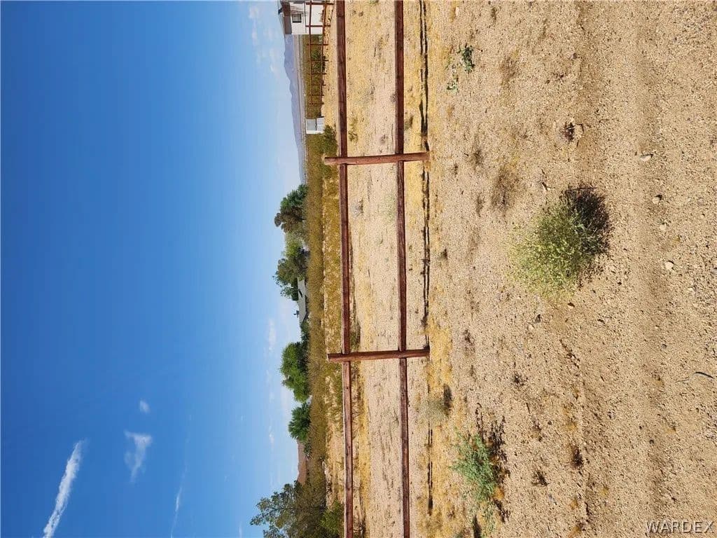 0.2 Acres of Land for Sale in Kingman, AZ - Kingman, Arizona, 86401