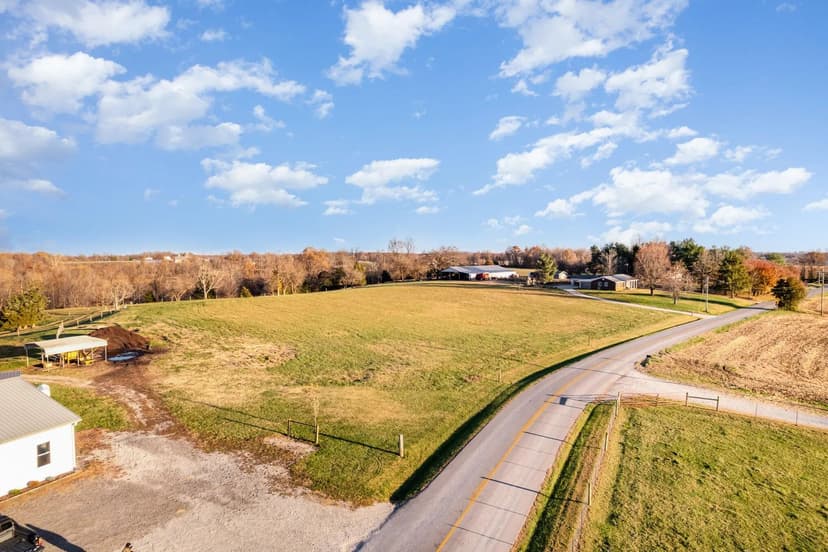 Property from 5970 KY HWY 643 - KW