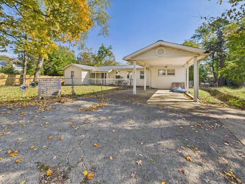 Charming 3-Bed Home in Poplar Bluff, MO