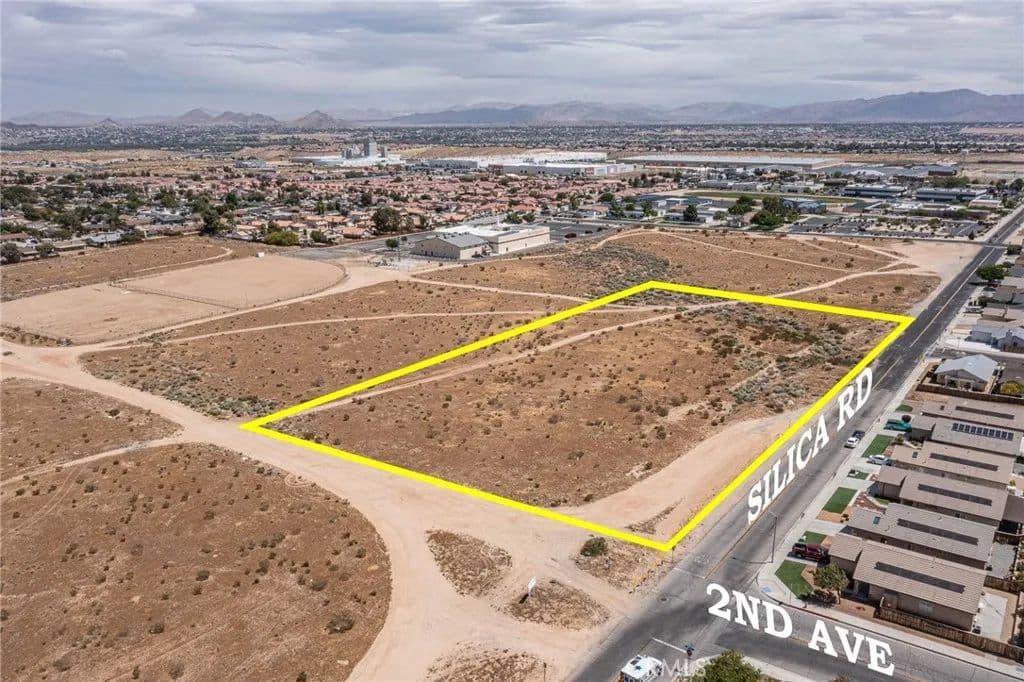 Vacant Land in Victorville - Victorville, California, 92395
