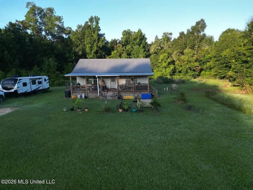 Home on 22± Acres in Monterey, LA - Monterey, Louisiana, 71354