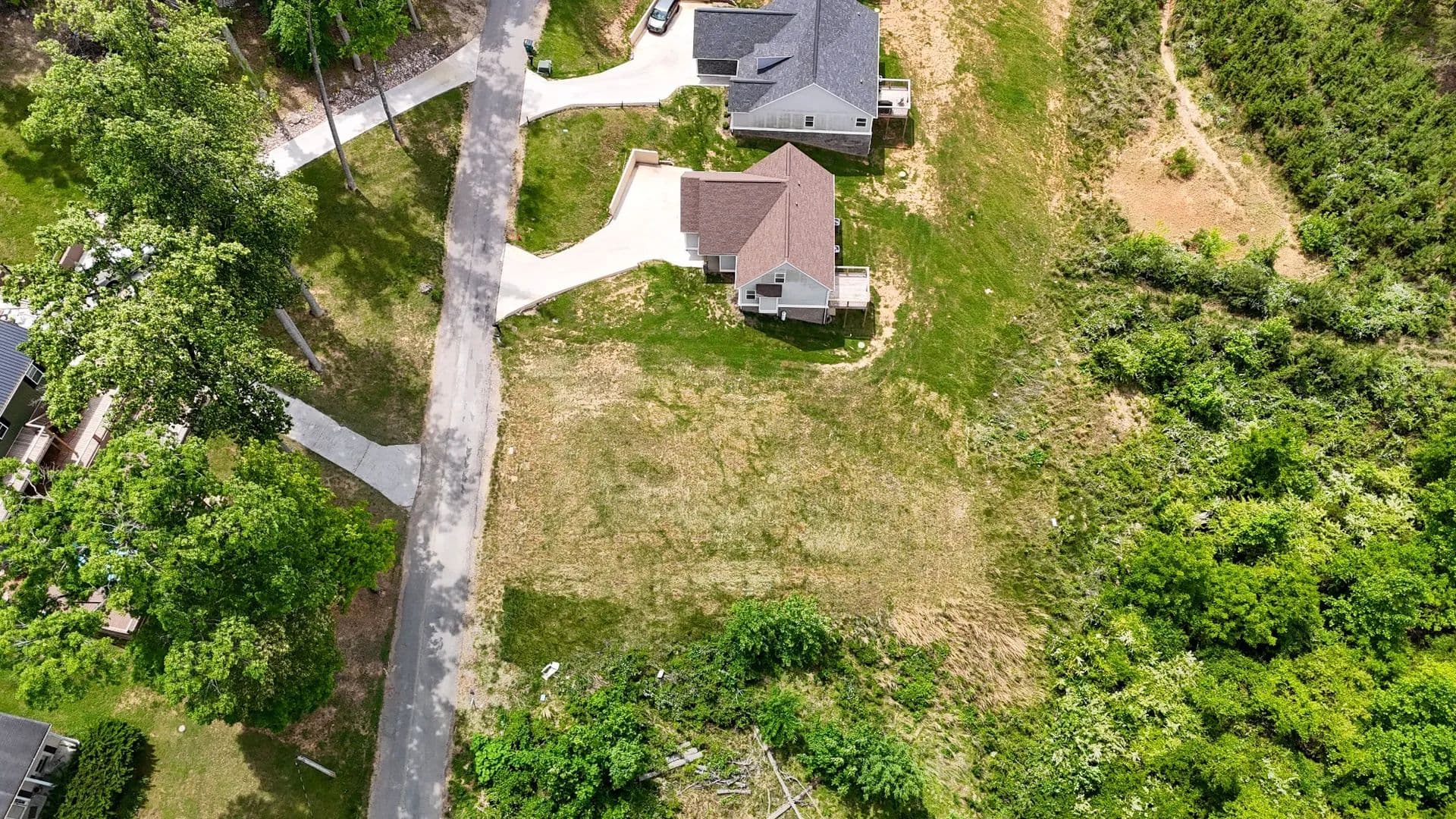 0.32 Acres of Land for Sale in Morristown, TN - Morristown, Tennessee, 37814
