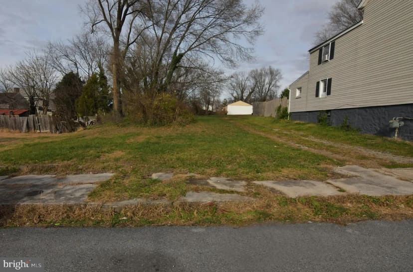 Lots & Land-Other in MARTINSBURG