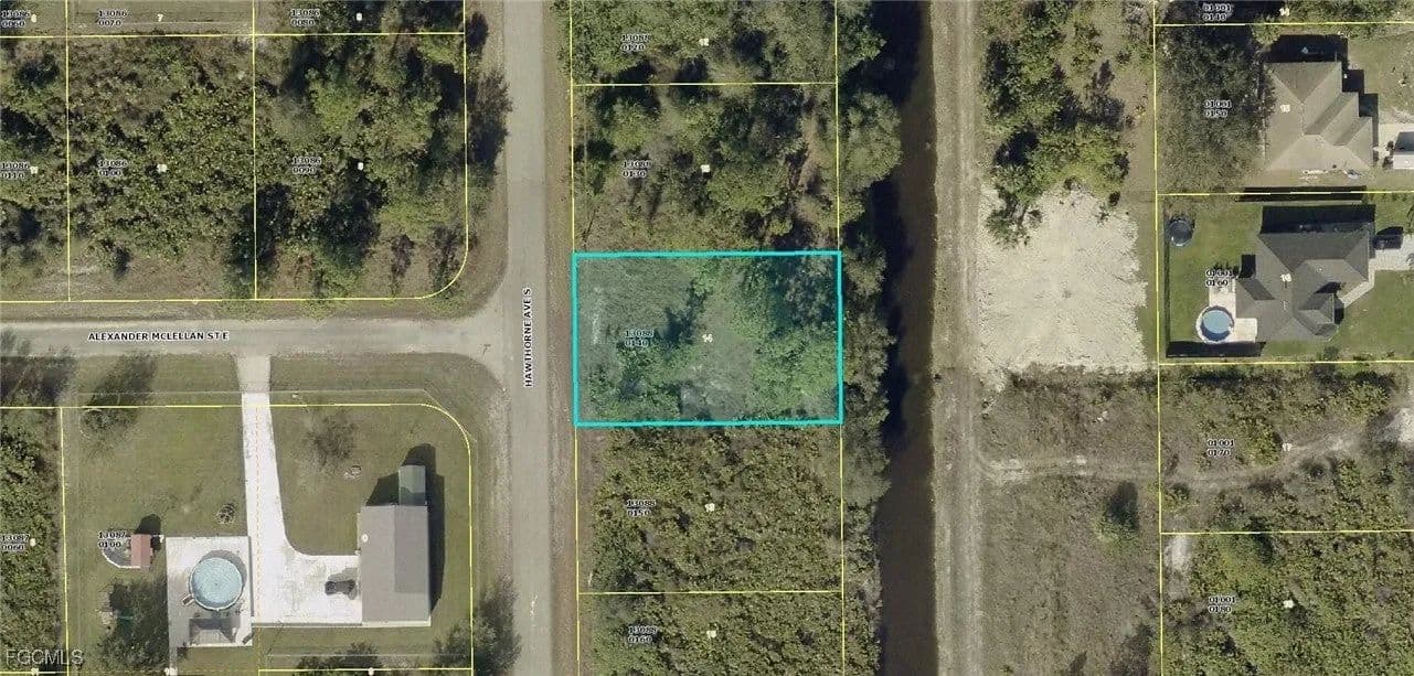 Lots & Land-Other in Lehigh Acres - Lehigh Acres, Florida, 33974