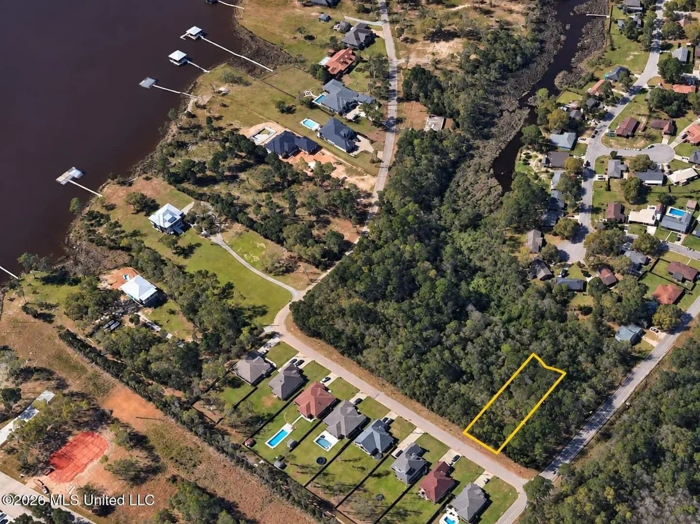 Lots & Land-Other in Biloxi - Biloxi, Mississippi, 39532
