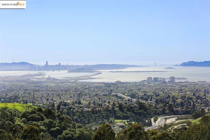 Vacant Land in Oakland