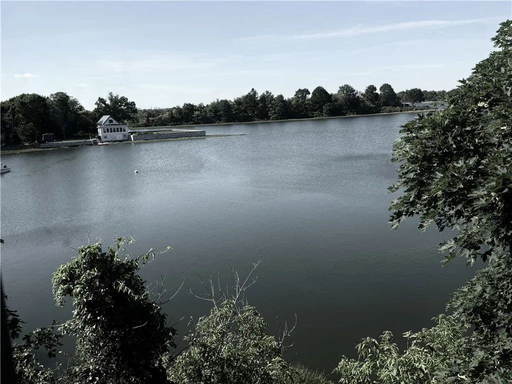 0.12 Acres of Land for Sale in Portsmouth, Rhode Island - Portsmouth, Rhode Island, 02871