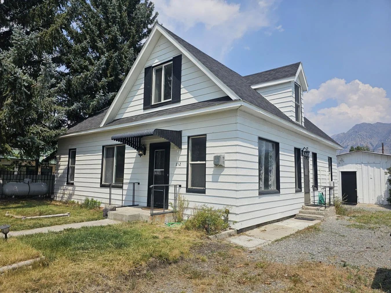 212 Pine Street - Mackay, Idaho, 83251