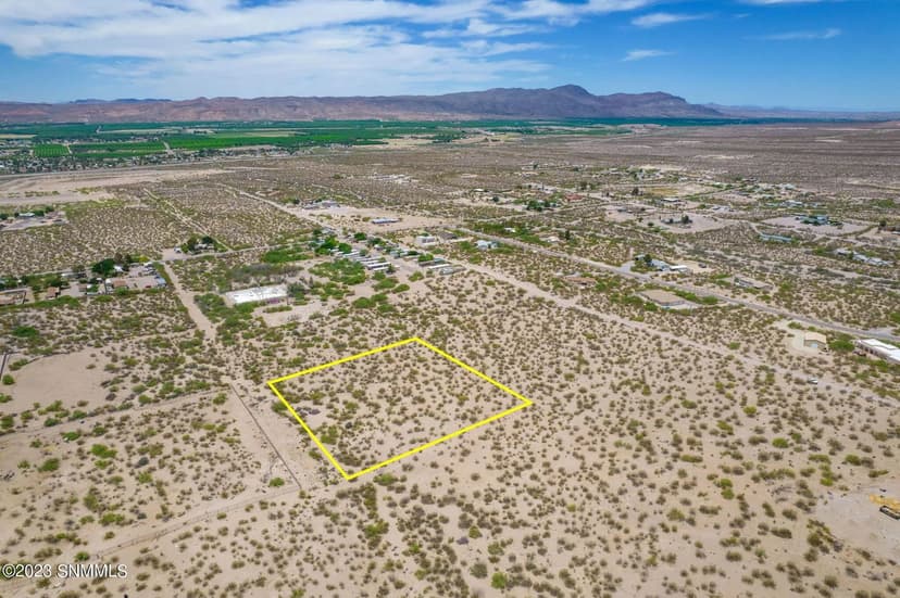 Property from 5812 La Reina Road - KW