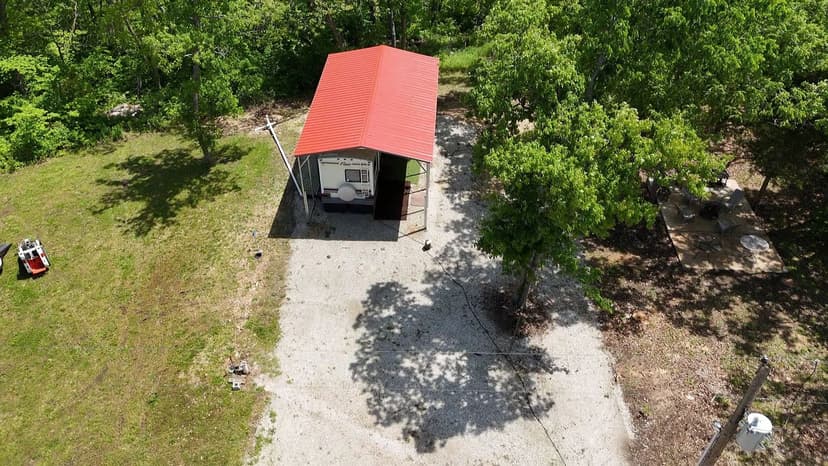 0.5 Acre Campsite in Hickory County, MO 
