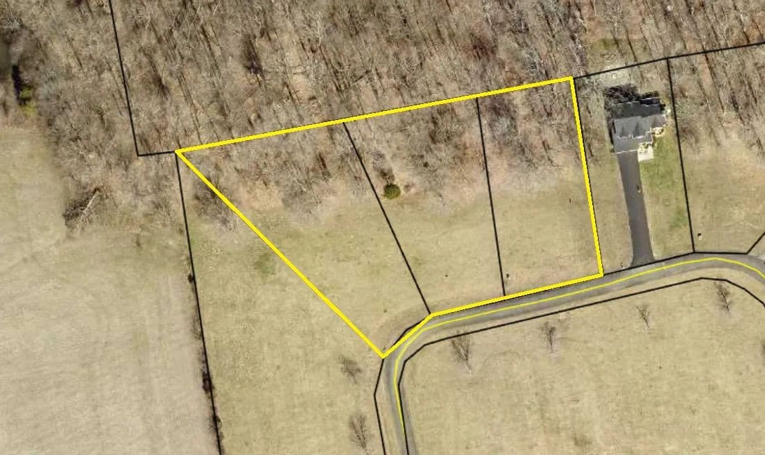 Land -Agricultural (Not Zoned) in Russell Springs - Russell Springs, Kentucky, 42642