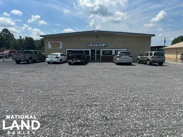 High Visibility Commercial Building on Hwy 64 - Mccrory, Arkansas, 72101