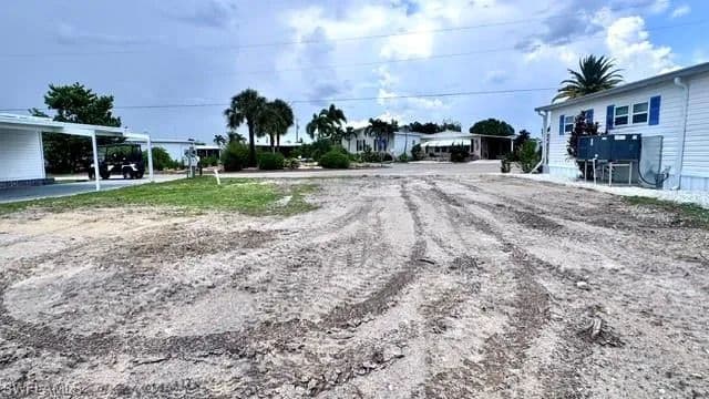 0.11 Acres of Land for Sale in NORTH FORT MYERS, FL - North Fort Myers, Florida, 33917