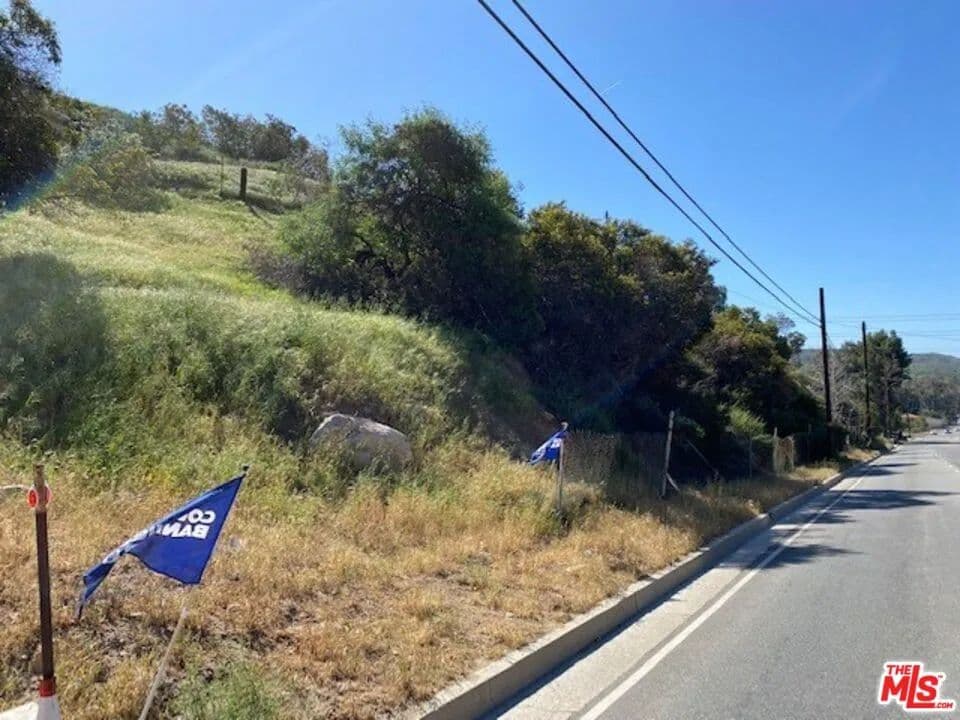 Vacant Land in Shadow Hills - Shadow Hills, California, 91040