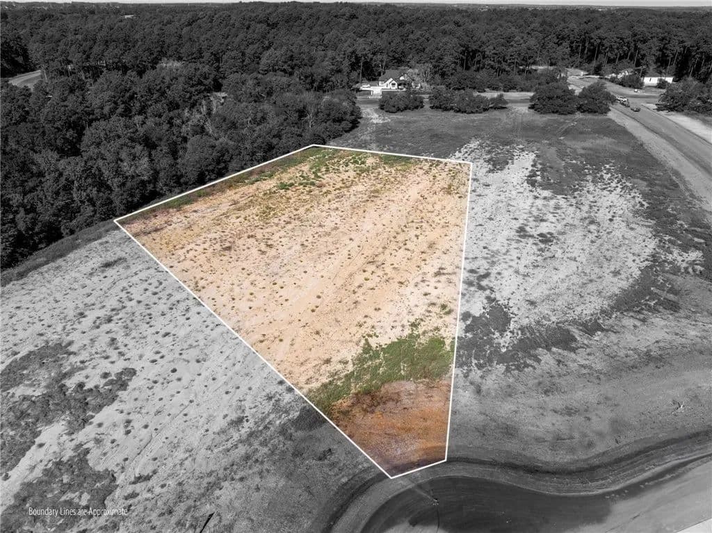 Vacant Land in Plantersville - Plantersville, Texas, 77363