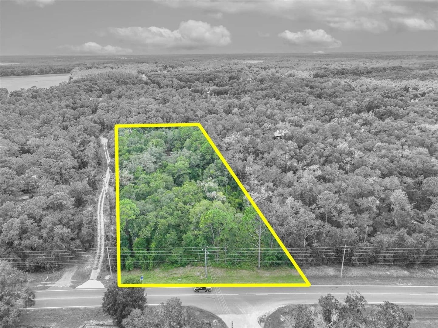 3.16 Acres of Land for Sale in BELLEVIEW, FL - Belleview, Florida, 34420