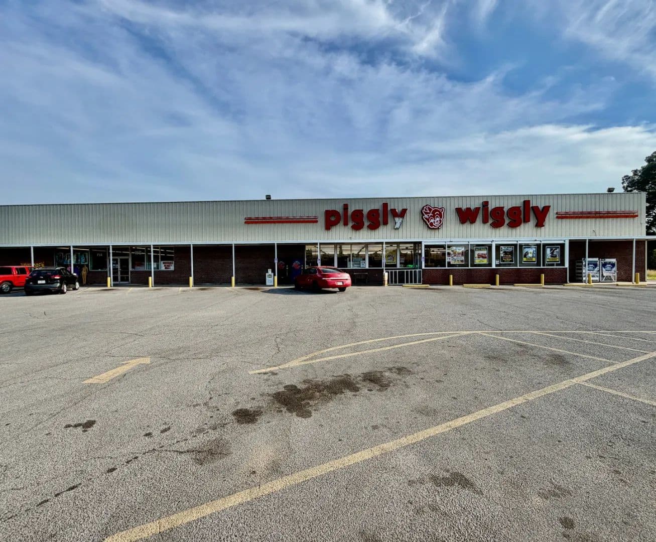 Commercial Property in Bolivar County at 500 Highway 8 East in Rosedale, MS - Rosedale, Mississippi, 38769
