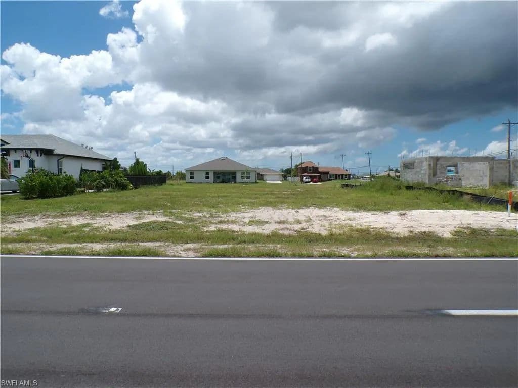 Vacant Land in Cape Coral - Cape Coral, Florida, 33909