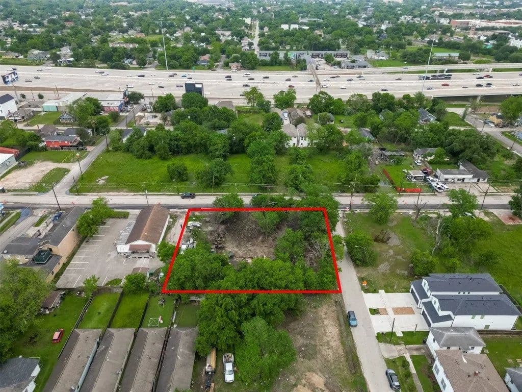 Lots & Land-Other in Houston - Houston, Texas, 77026