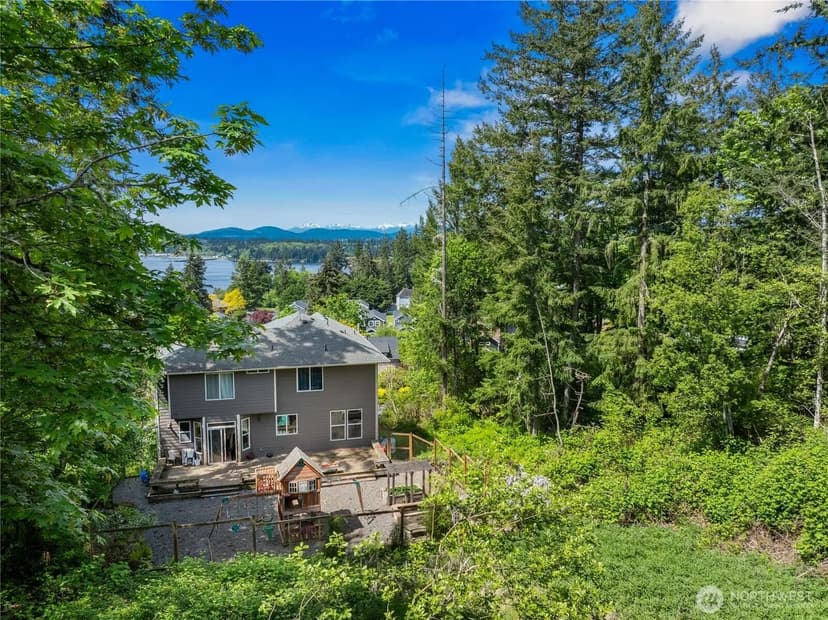 Vacant Land in Bainbridge Island