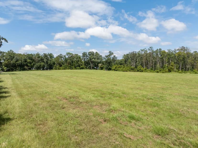 Vacant Land (0-10 Acres) in LAKE CITY