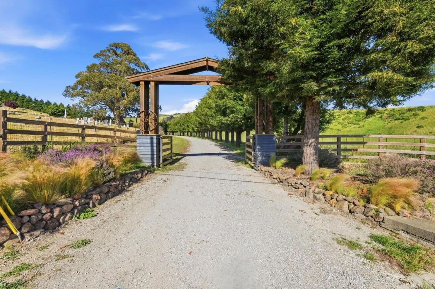 130 Acres of Land for Sale in Pescadero, CA - Pescadero, California, 94060