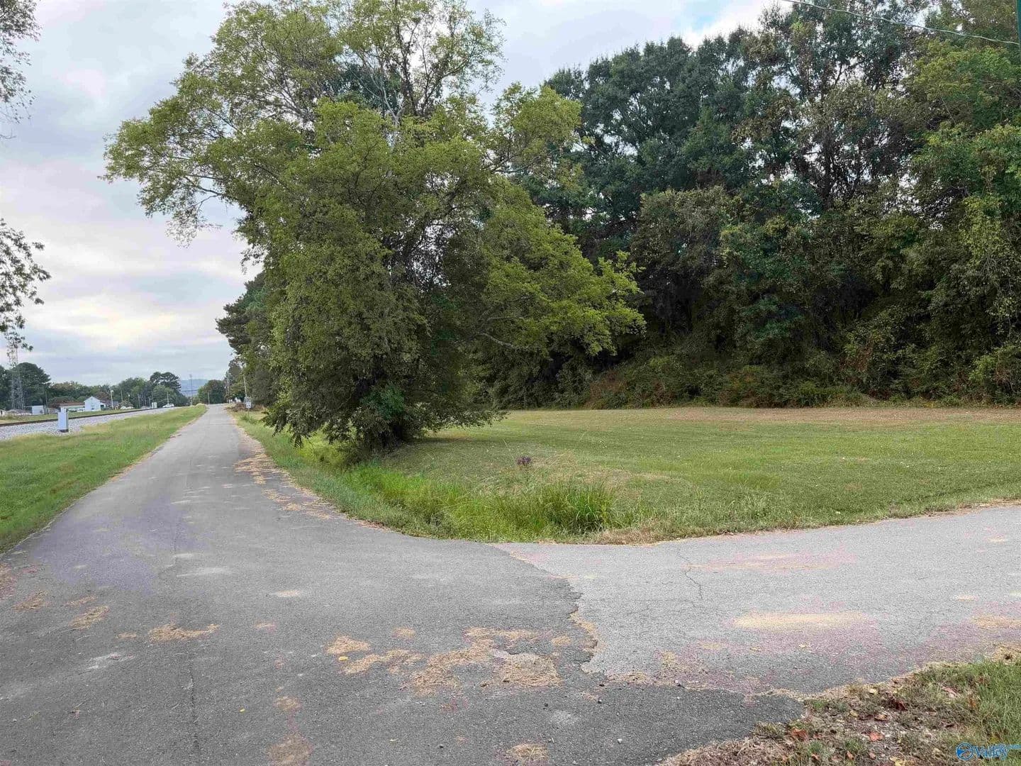 Lots & Land-Other in Gurley - Gurley, Alabama, 35748