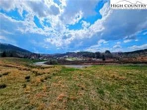 Lots & Land-Other in West Jefferson - West Jefferson, North Carolina, 28694