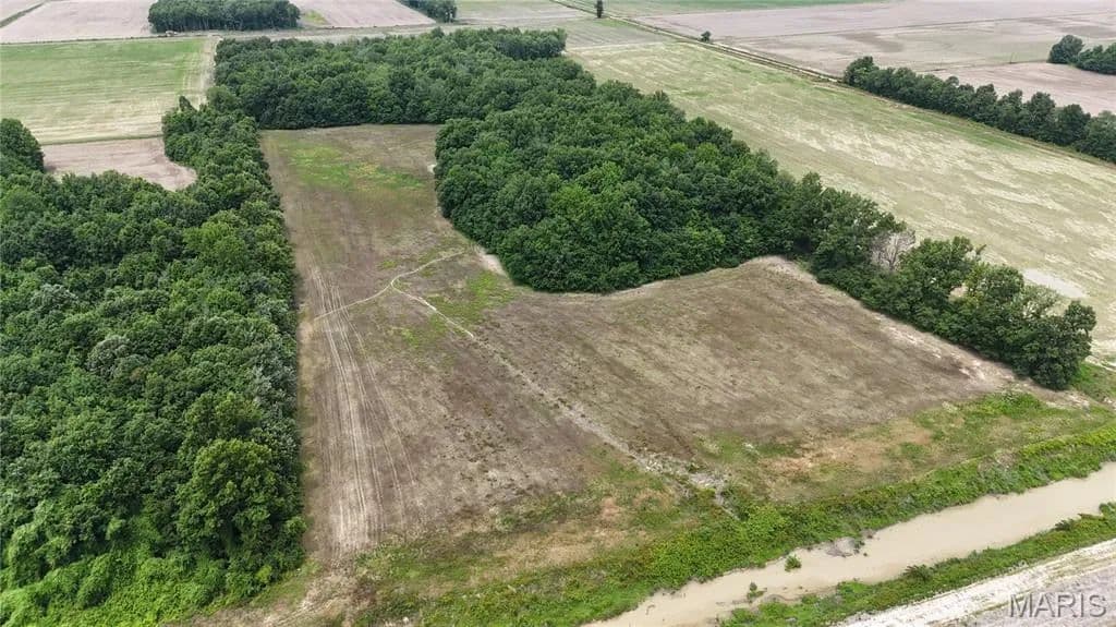 Property from 0 W of IRDD #1 - KW - Broseley, Missouri, 63901