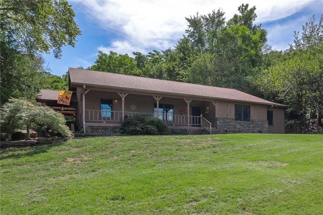 Lots & Land-Other in Elkins - Elkins, Arkansas, 72727