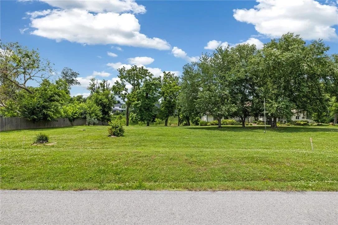 Lots & Land-Other in Bentonville - Bentonville, Arkansas, 72712