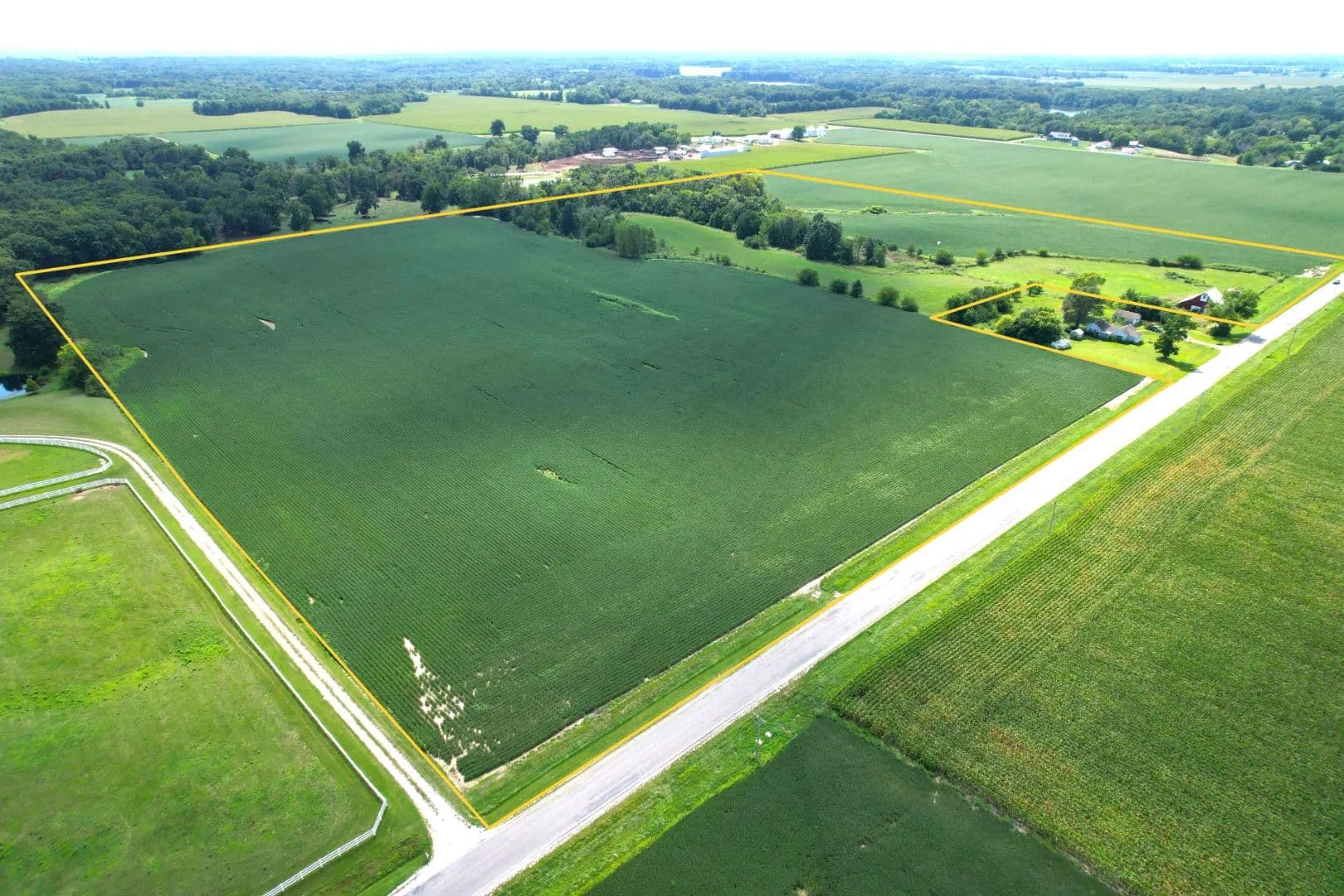 45.54± Acre Combo Farm · Macoupin County, Illinois - Illinois, 62640