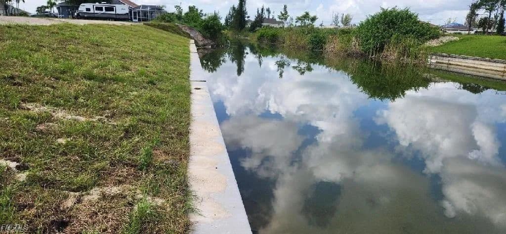 Vacant Land in Cape Coral - Cape Coral, Florida, 33993