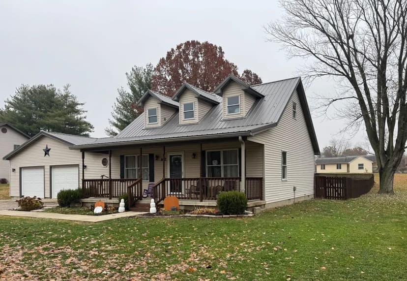 162 N. Gilbert St. Clinton, IN