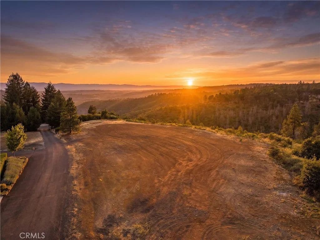 32.45 Acres of Land for Sale in Paradise, CA - Paradise, California, 95969