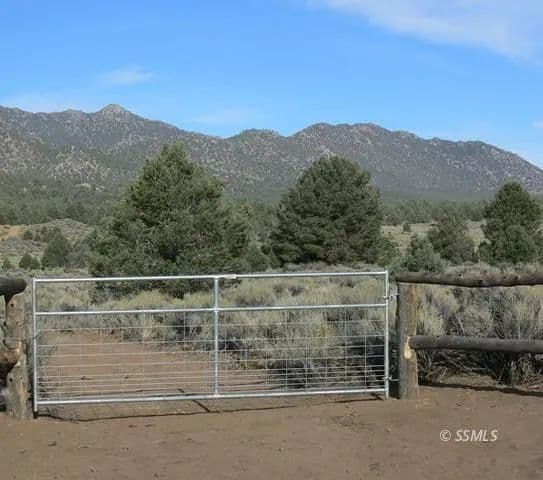 Vacant Land in Kennedy Meadows - California, 93527