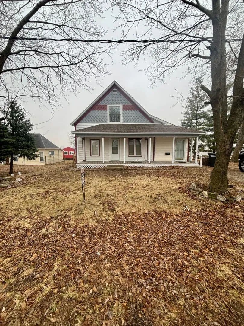 3 Bedroom Home For Sale in Cantril